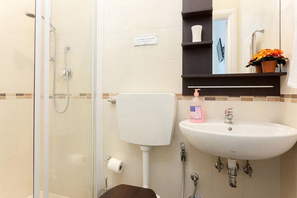 Luna Home Rome Luaran gambar